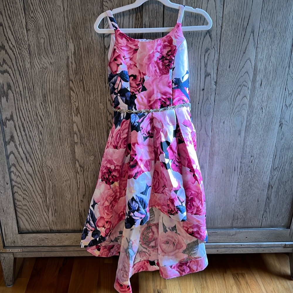 Speechless Flower Dress in size 7. Good condition.